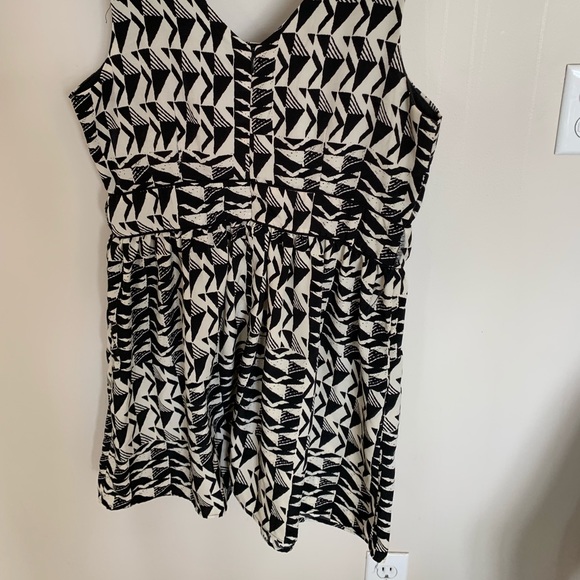 Aztec Print black and Cream summer dress - Picture 3 of 3